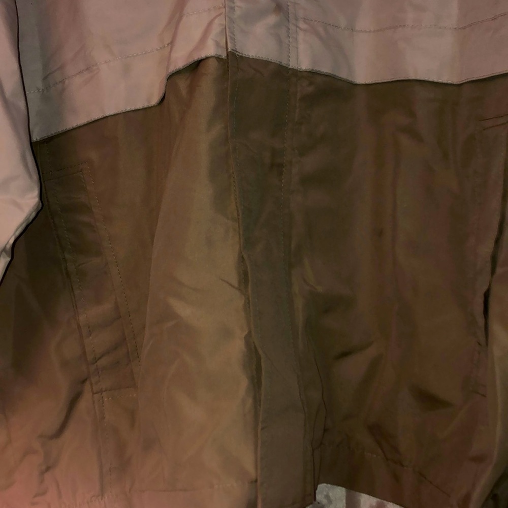 Shell/windbreaker - Picture 3 of 3